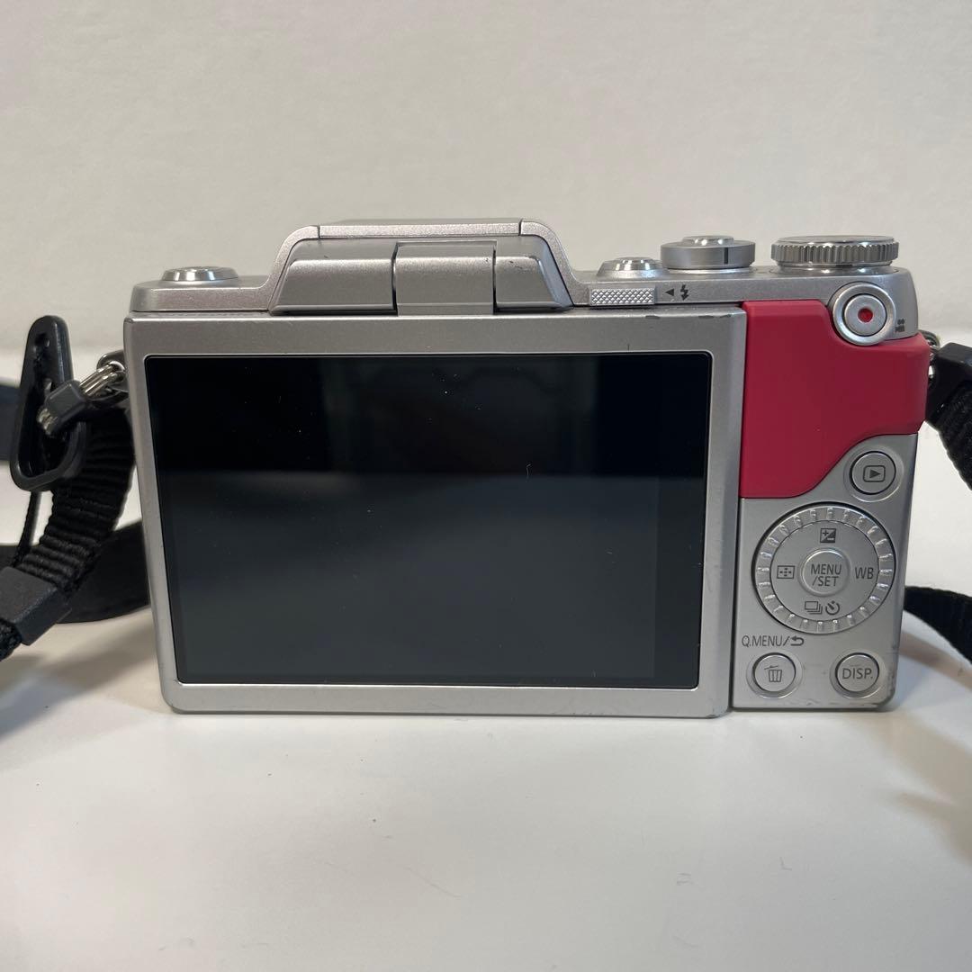 Panasonic LUMIX DMC-GF7 カメラ