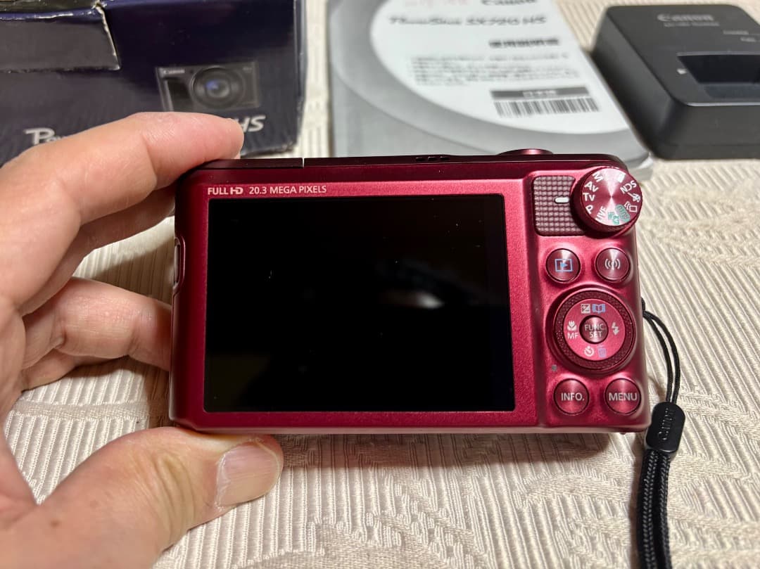 Canon（キヤノン）PowerShot SX720 HS