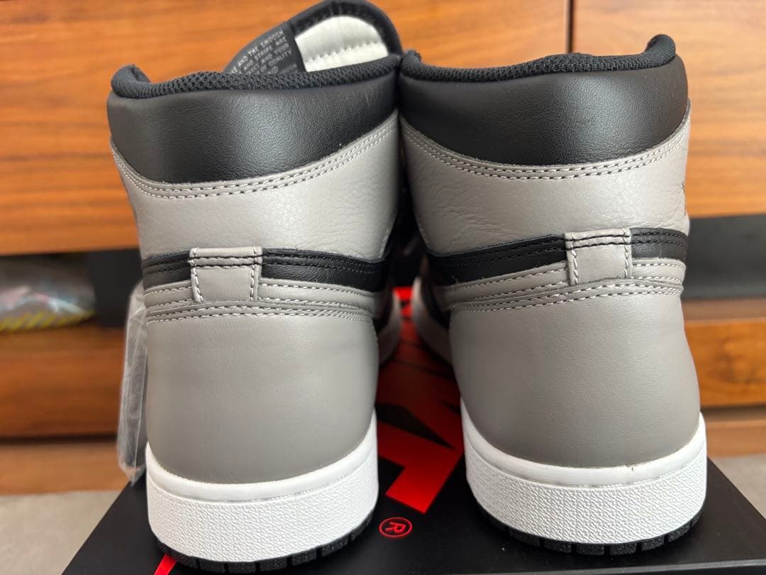 ナイキ エア ジョーダン 1 レトロ ハイ OG シャドー 2018