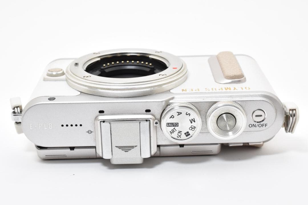 ★超美品★OLYMPUS オリンパス PEN E-PL8 ボディ #21233