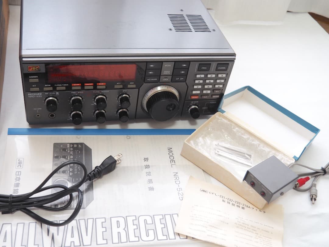 日本無線 JRC NRD-525 広帯域受信機 V.UHFコンバータ内蔵/元箱