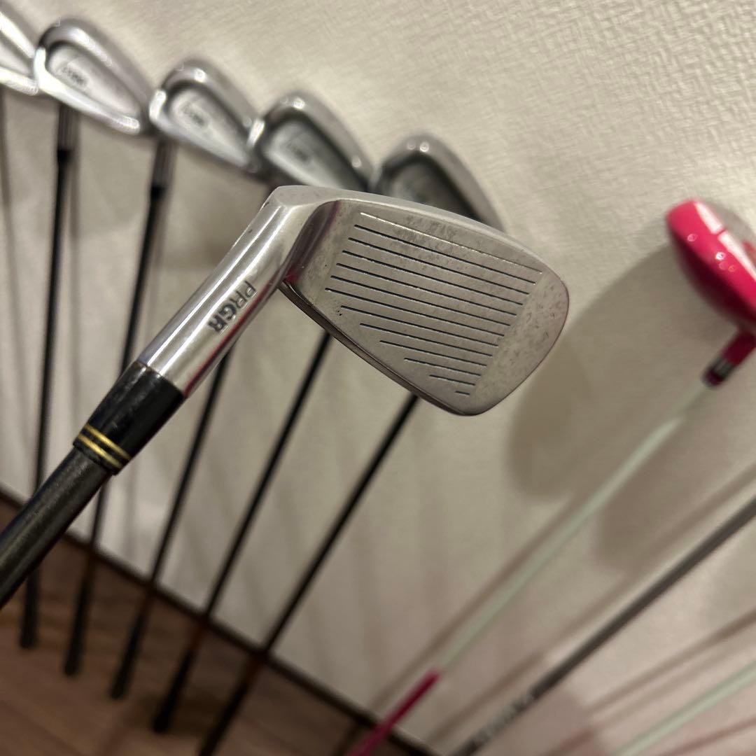 イグニオ他　レディースL 13本　右利き　ゴルフセット　PRGR