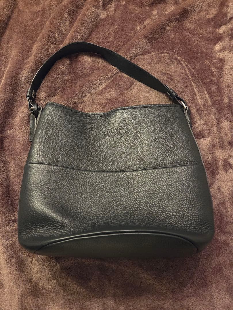 Pelle Morbida レザー バッグ