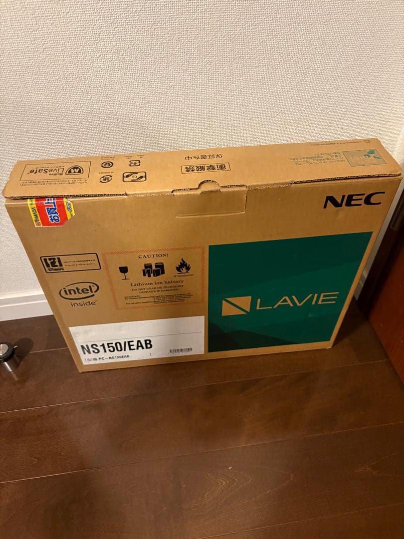 NECノートパソコン　NS150/E