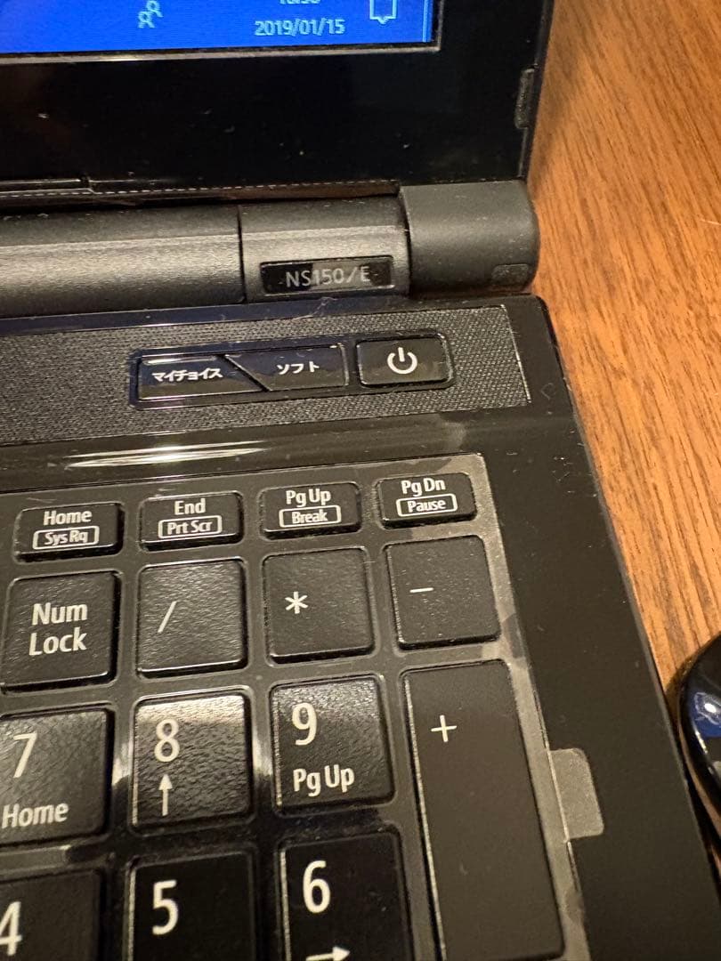 NECノートパソコン　NS150/E