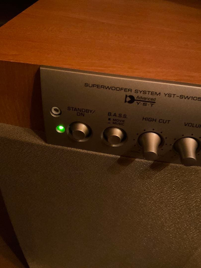 スピーカー・ウーファー YAMAHA YST-SW105