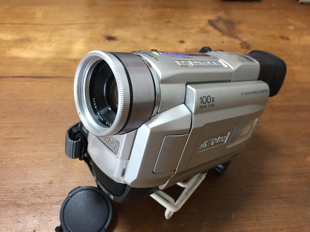 美品 撮影再生ダビングOK　VICTOR　GR-DVA10　付属品有　液晶大画面