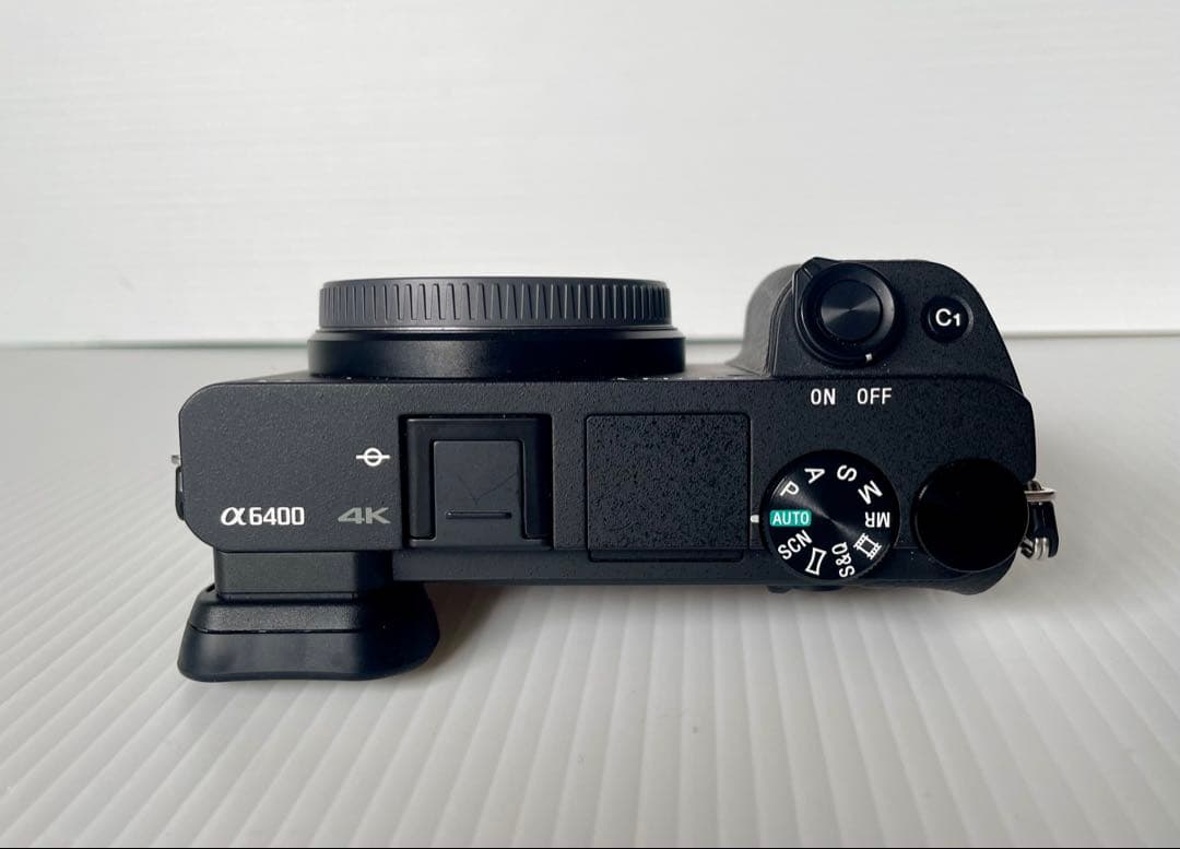 SONY α 6400ミラーレスカメラ 16-70mmレンズ付き