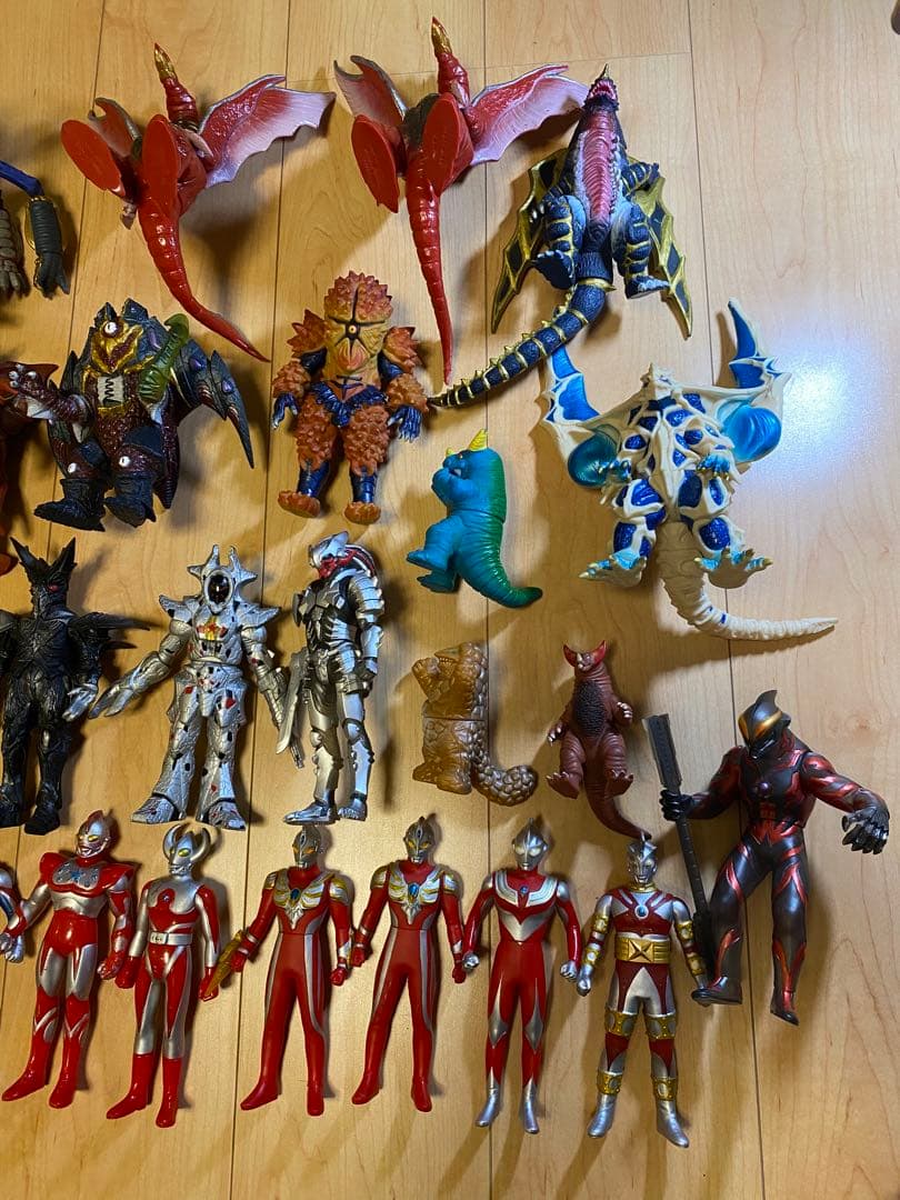 ウルトラマンシリーズ　怪獣　ソフビセット　29体