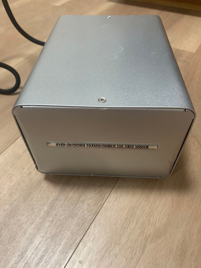 変圧器　TTS-151C