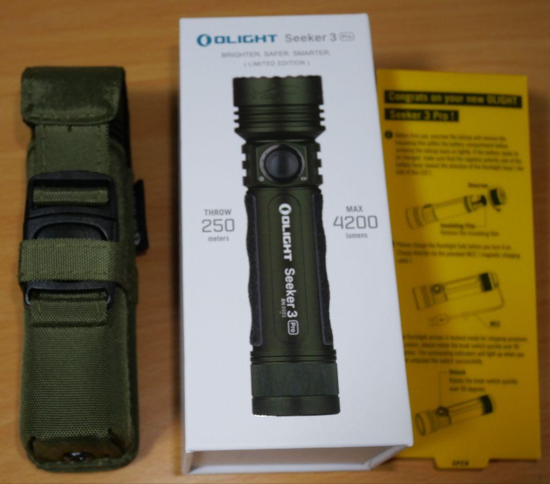 【中古】OLIGHT　鮫　seeker 3 pro アーマーグリーン　限定品