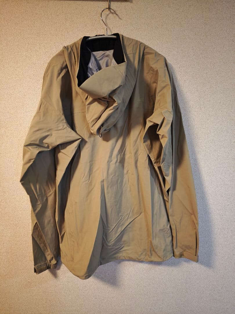 Millet ベージュ マウンテンパーカー XL