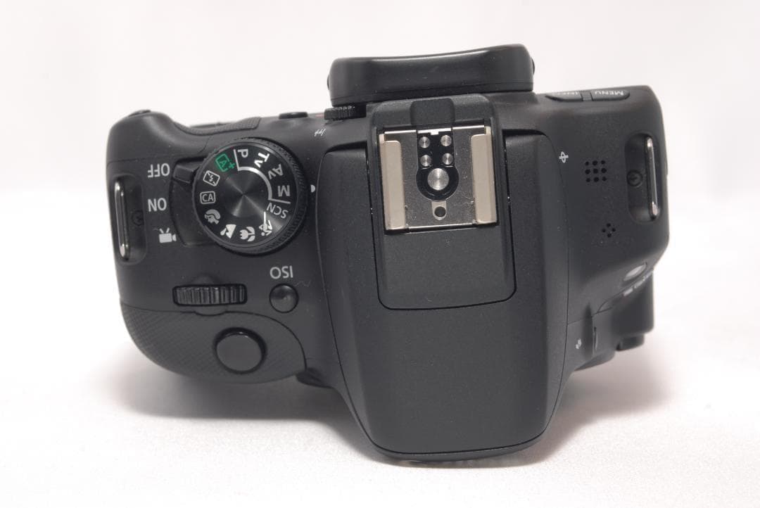 ⭐️バッグ付き⭐️Canon Kiss X7 キャノン　デジタル一眼レフ