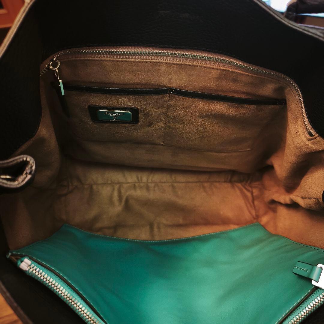 K*K様 セラピアン　ミラノ　ネイビートートバック(ポーチ付)