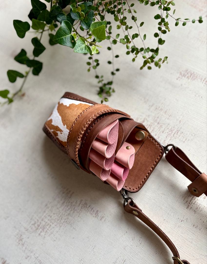 手染めキャメルブラウン、ハラコカウキャメルのシザーケース