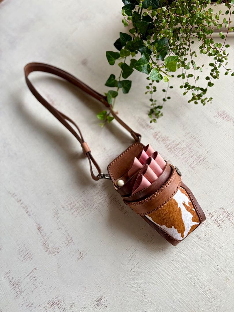 手染めキャメルブラウン、ハラコカウキャメルのシザーケース