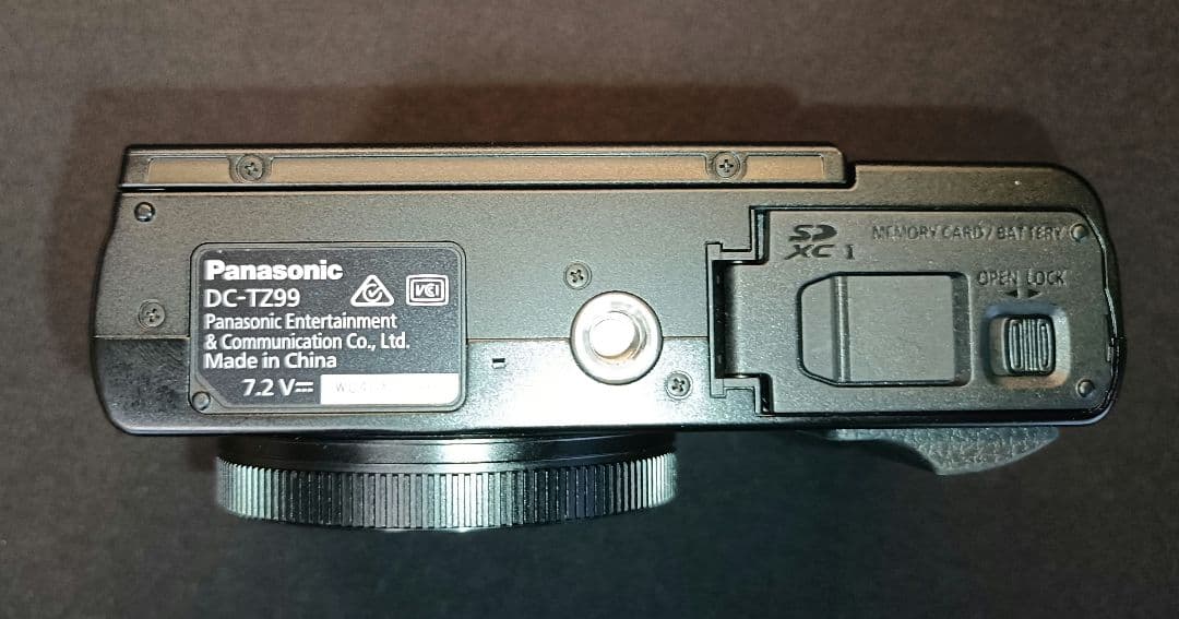 LUMIX TZ99　OUTDOORカメラケース付き