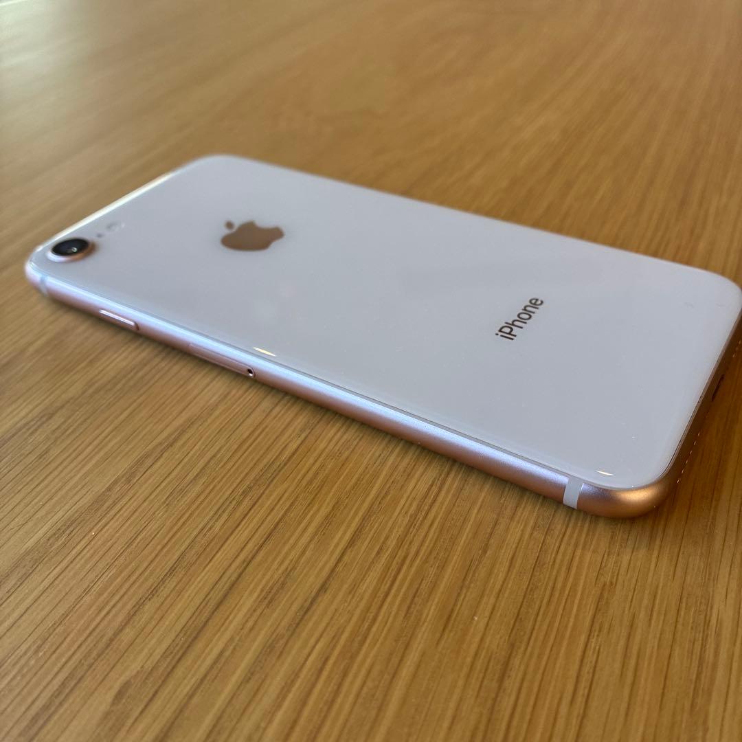 【極美品】Apple iPhone 8 ゴールド 本体