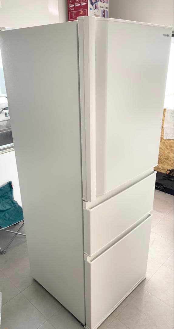 【美品】23年製　TOSHIBA 東芝　冷凍冷蔵庫　326ℓ GR-U33SC
