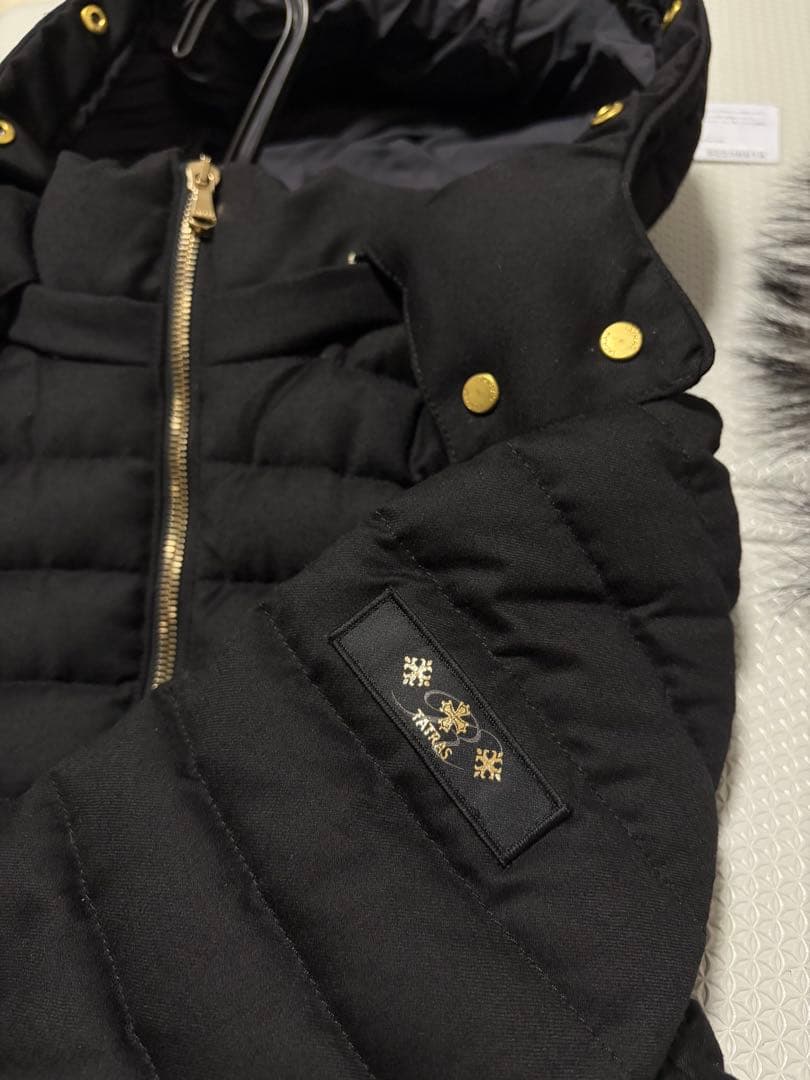美品 TATRAS ポリテアマ ロングダウン 黒 正規品 ファー難ありサイズ02