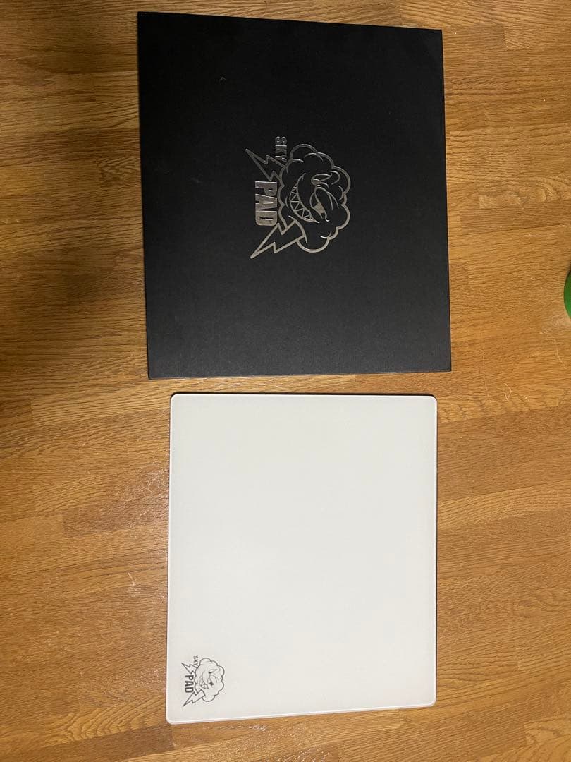 SKYPAD 3.0 (Mサイズ) 白