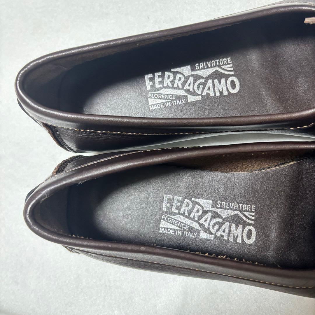 【サルヴァトーレ フェラガモ】ドライビングシューズ レザー ガンチーニ