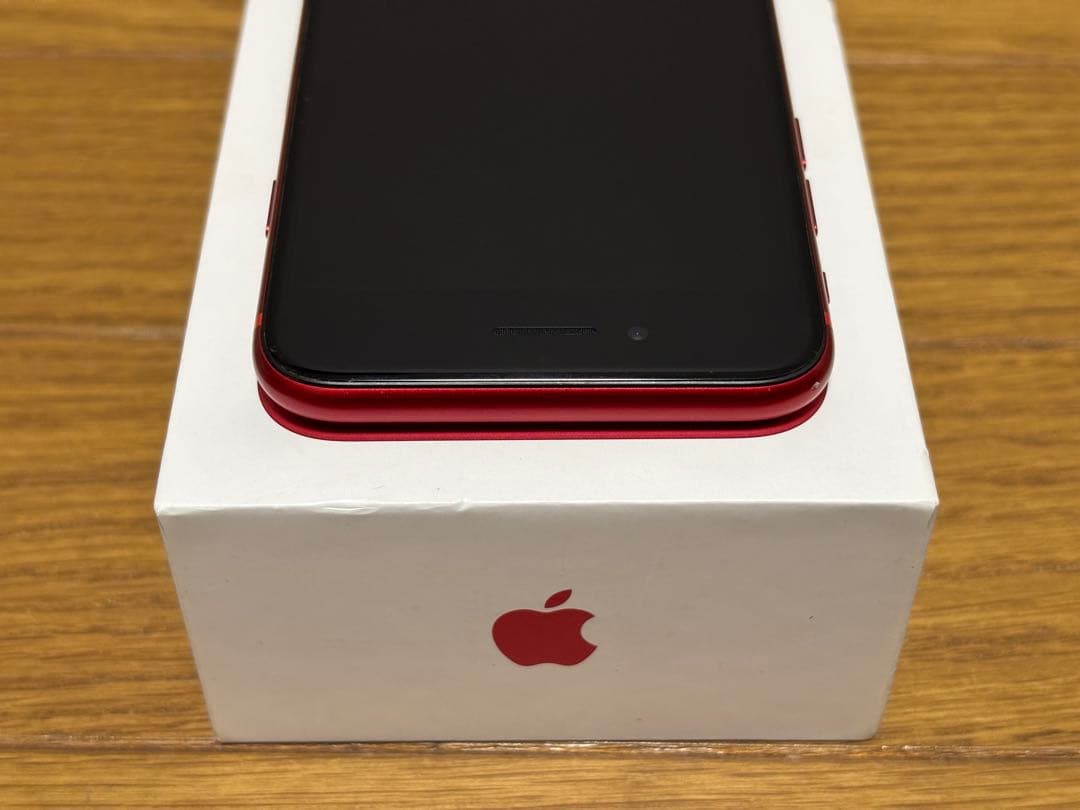 iPhone8 64GB PRODUCT RED バッテリー93%