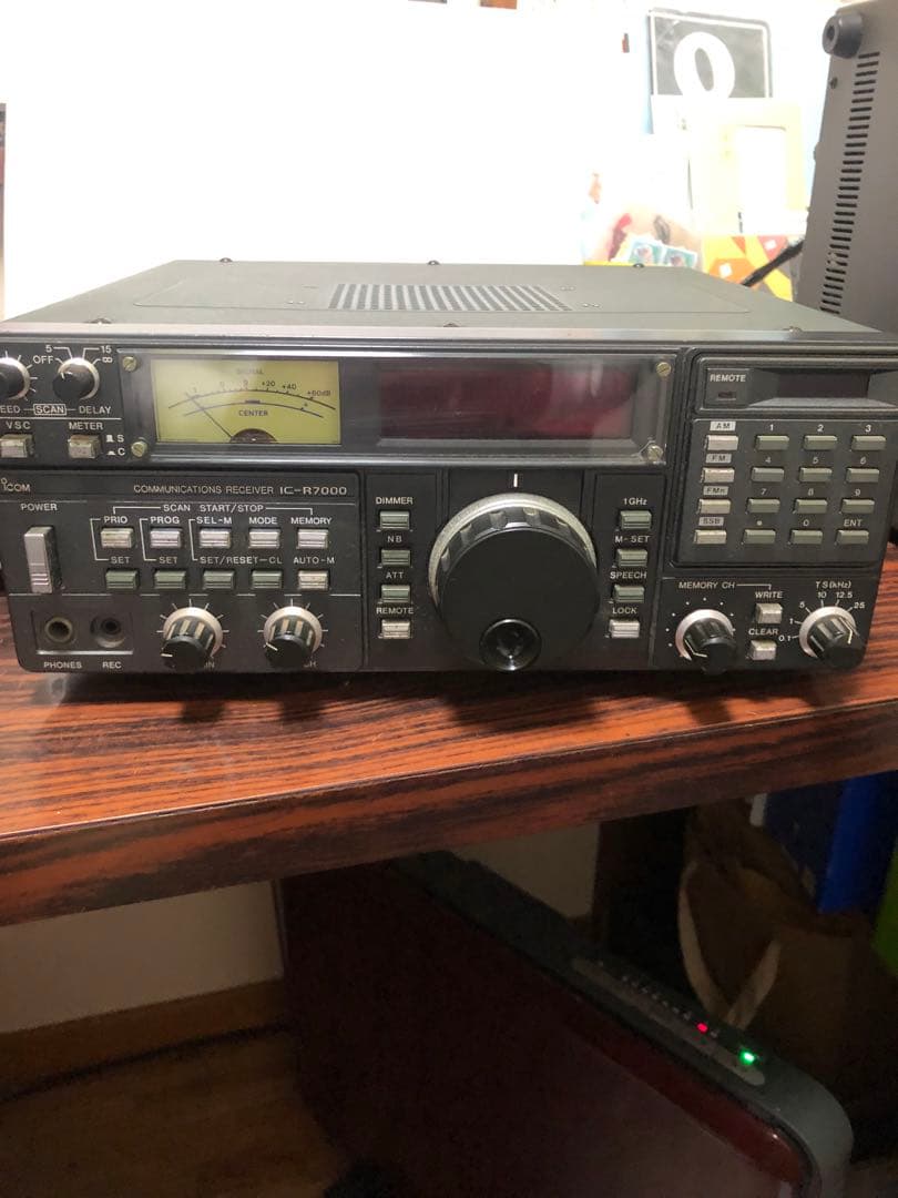 iCOM IC-R7000 コミュニュケーションレシーバー