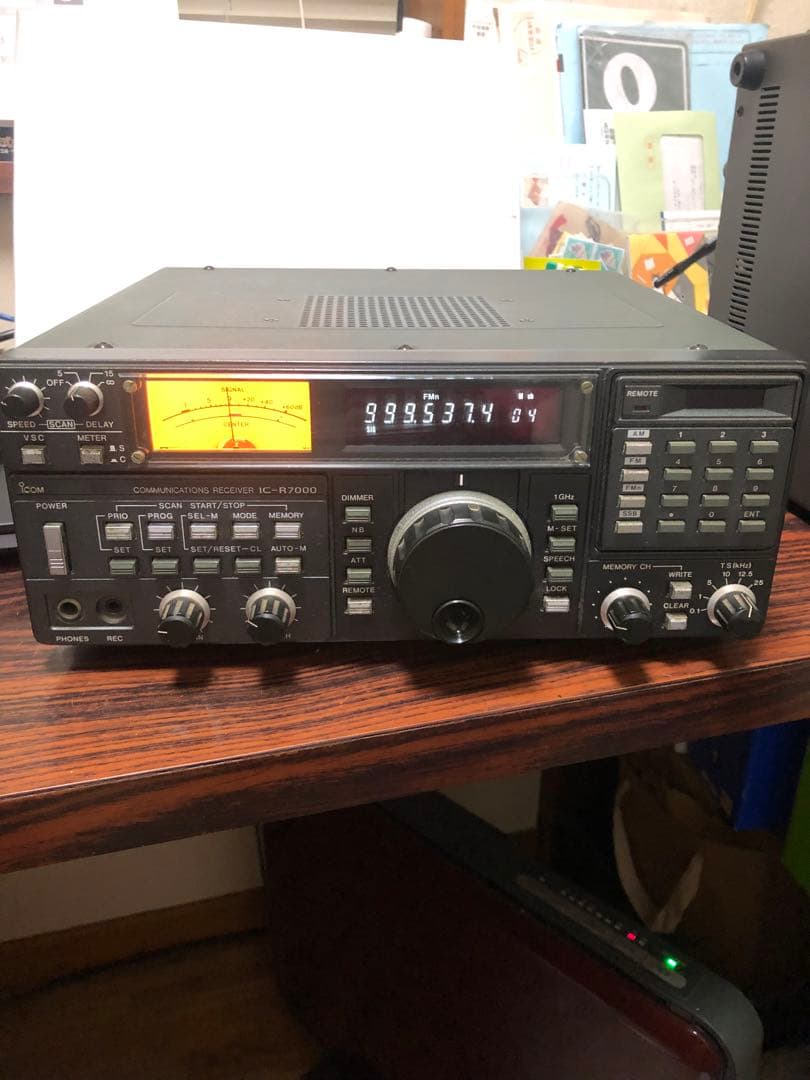 iCOM IC-R7000 コミュニュケーションレシーバー