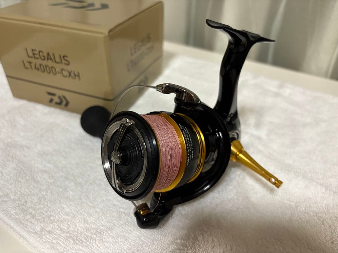 Daiwa LEGALIS LT4000-CXH レガリス