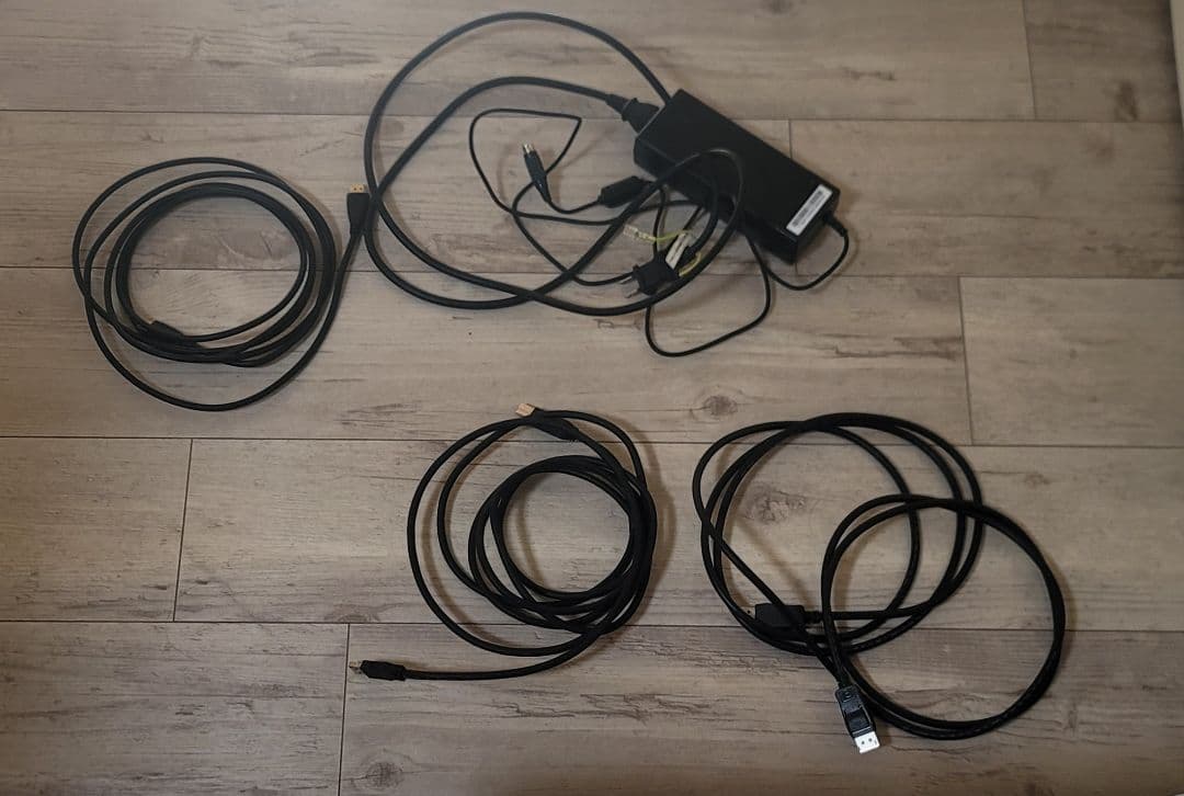 【ねこサンド様】WACOM Cintiq 27QHD DTK-2700