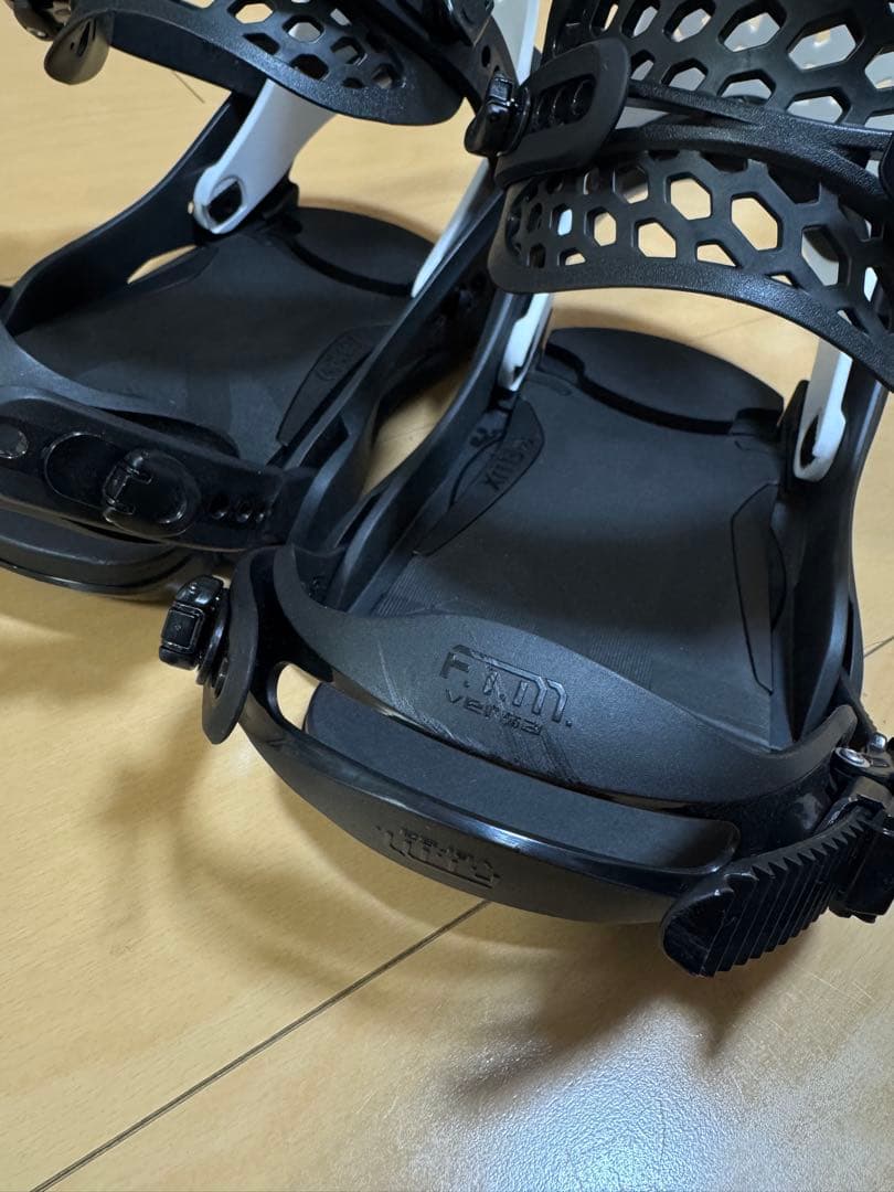 FLUX　フラックス　PR（ブラックホワイト）　ユニセックス　バインディング