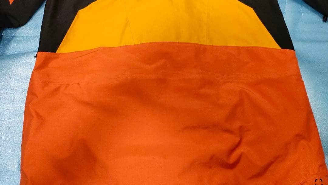 ピークパフォーマンス VERTICAL PRO JACKET (メンズS)