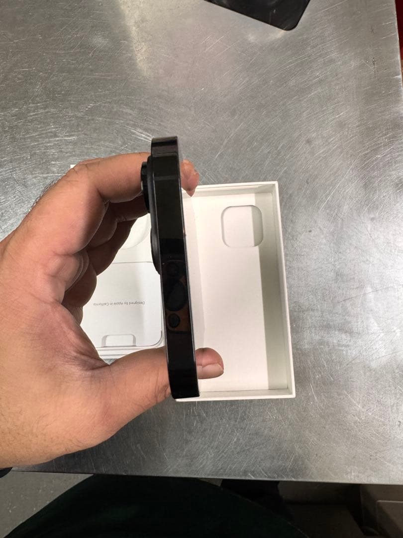 Apple iPhone 14 Pro Maxグラファイト