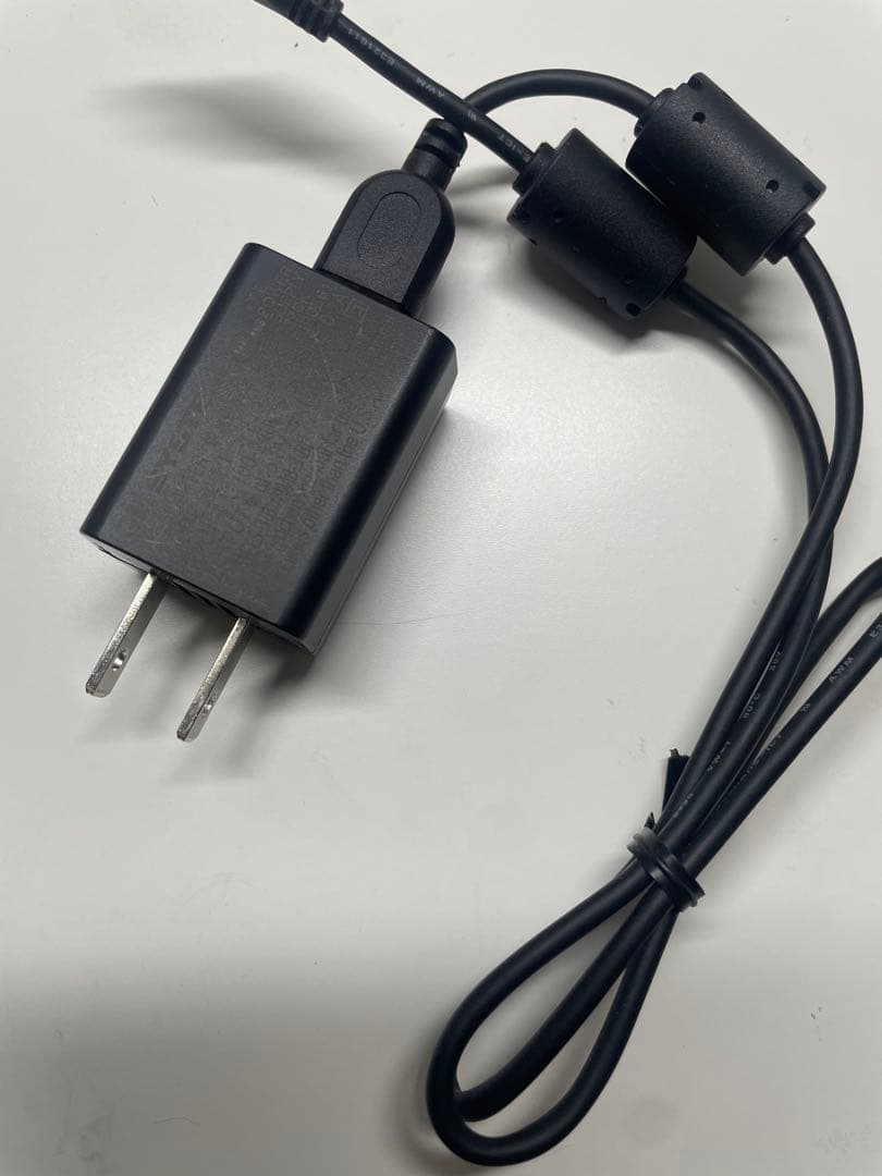 オリンパス ミラーレス一眼 E-P7 ダブルズームレンズキット シルバー