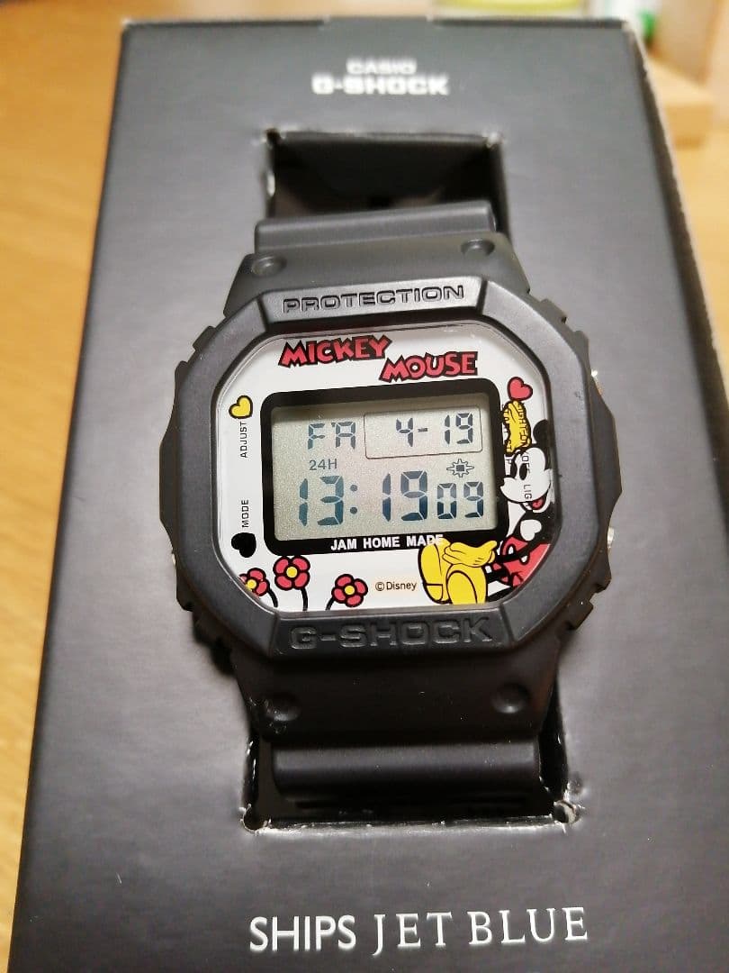 カシオ　G-shock baby-g　DW-5600VT ディズニー