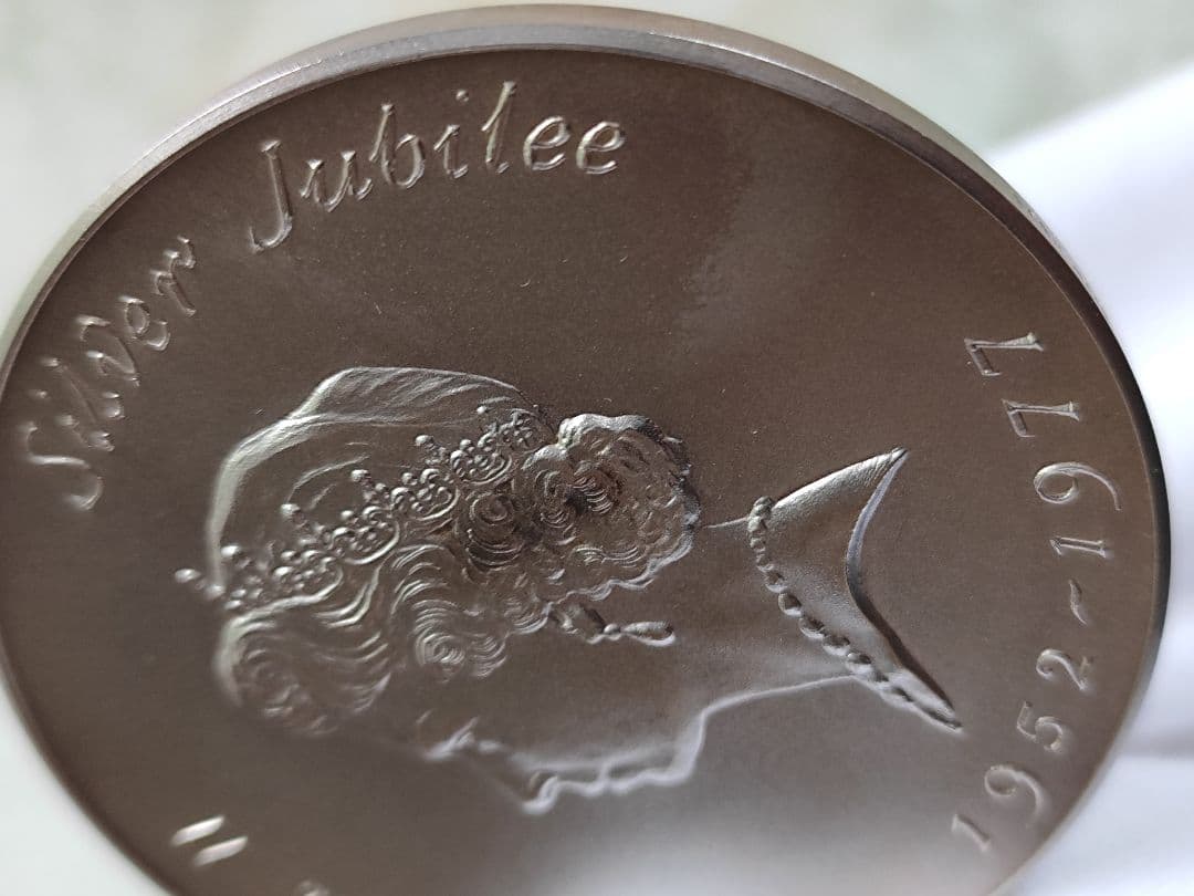 希少1977 イギリス エリザベス ジュビリー 銀 メダルシルバー銀貨