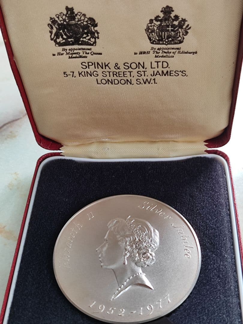 希少1977 イギリス エリザベス ジュビリー 銀 メダルシルバー銀貨