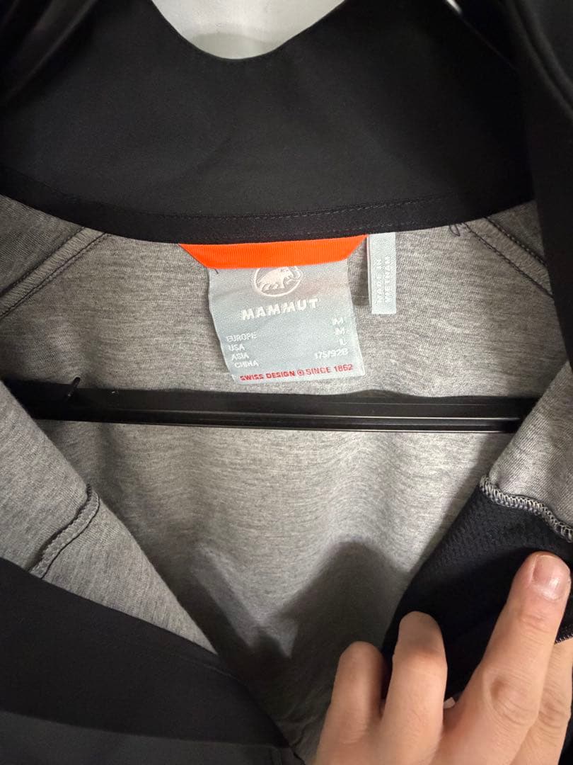 マムート　ジャケット