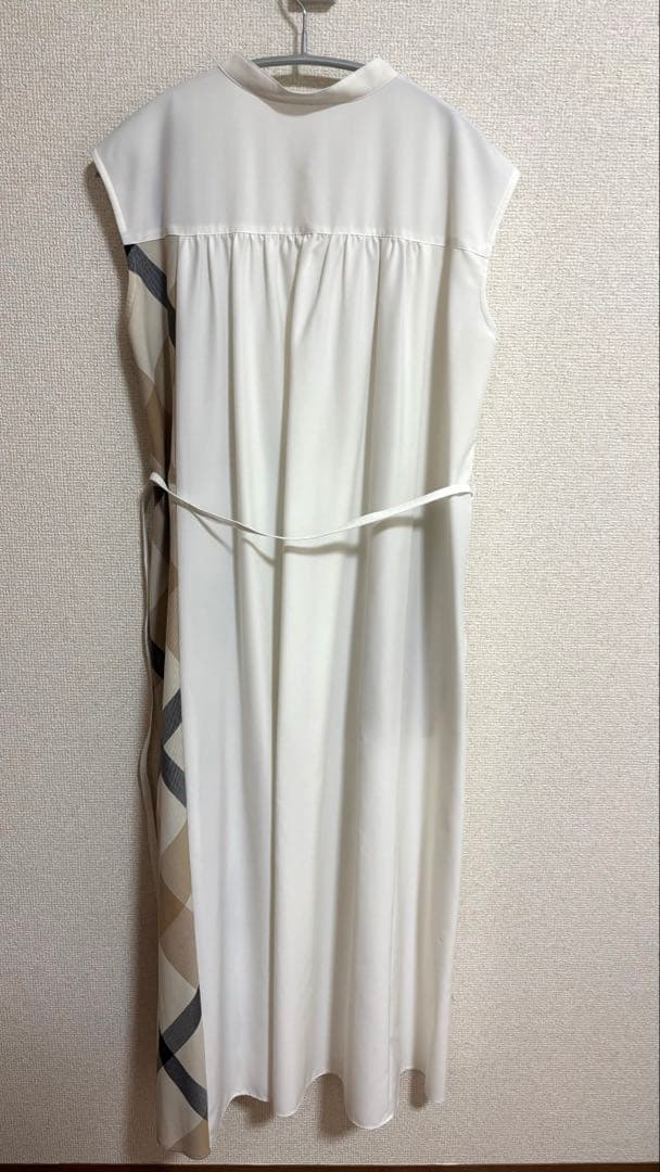 CRESTBRIDGE フレンチスリーブワンピース　ホワイトMサイズ