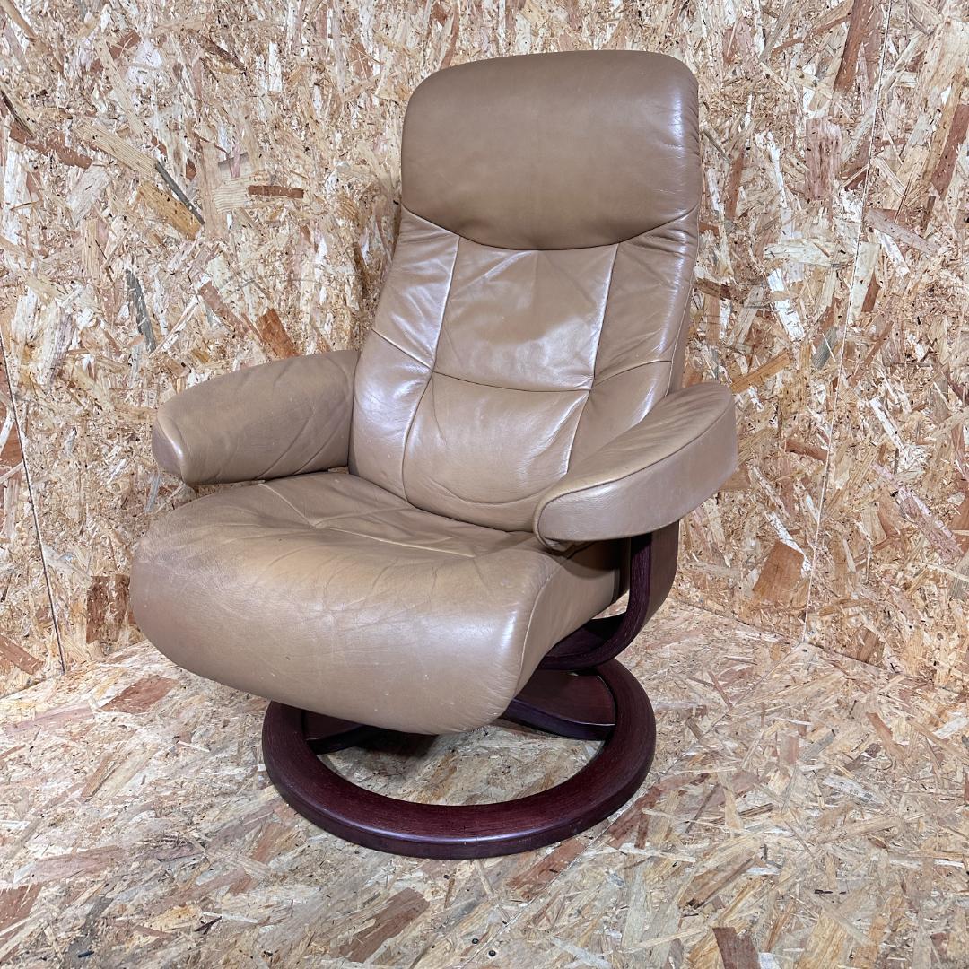 HJELLEGJERDE イエリアーダ パーソナルチェア オットマン