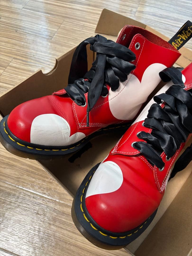 Dr.Martens バレンタイン UK6
