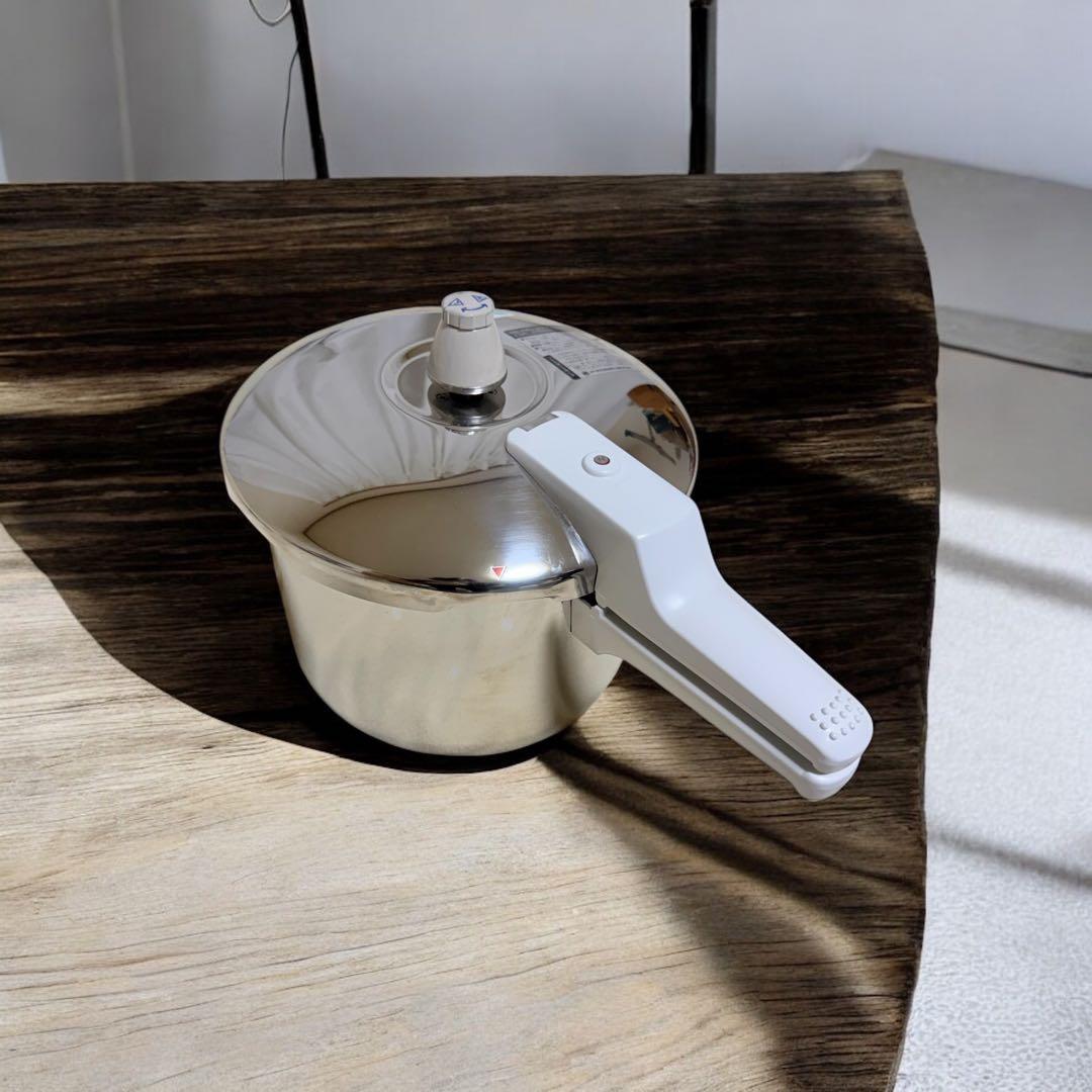 アサヒ軽金属工業 活力なべ 5.5L 圧力鍋（IH対応） 説明書付き