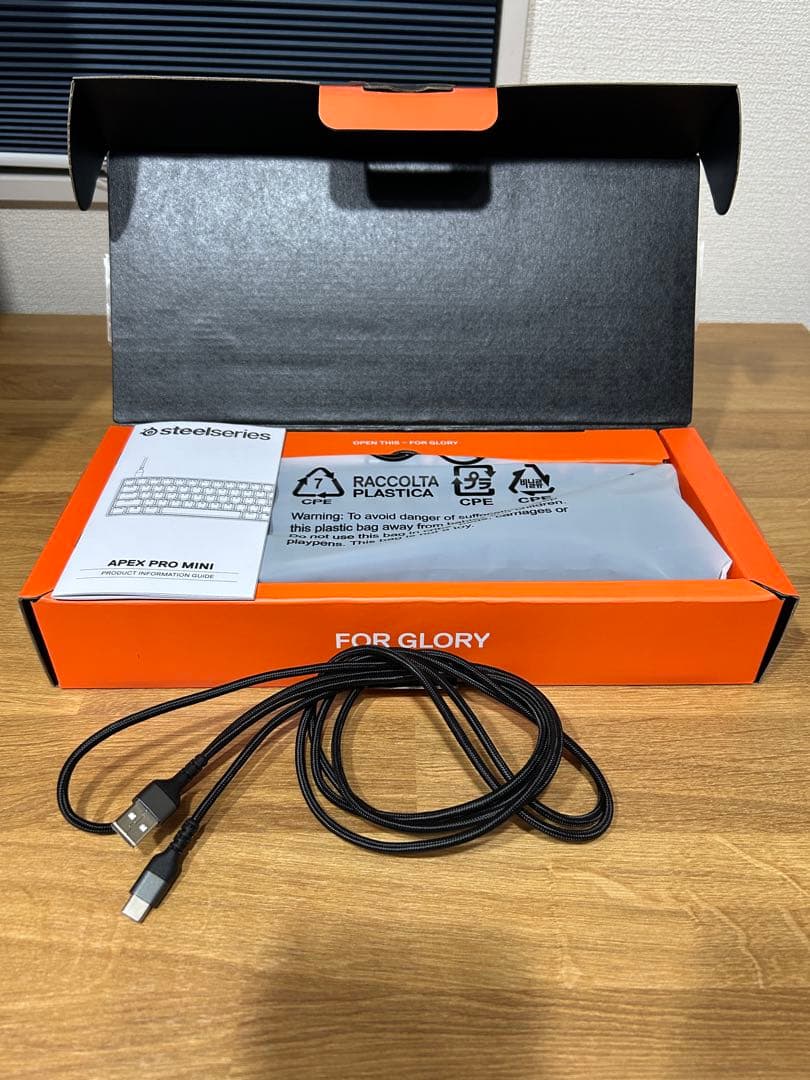 キーボード APEX PRO MINI + AEROX 3 WIRELESS