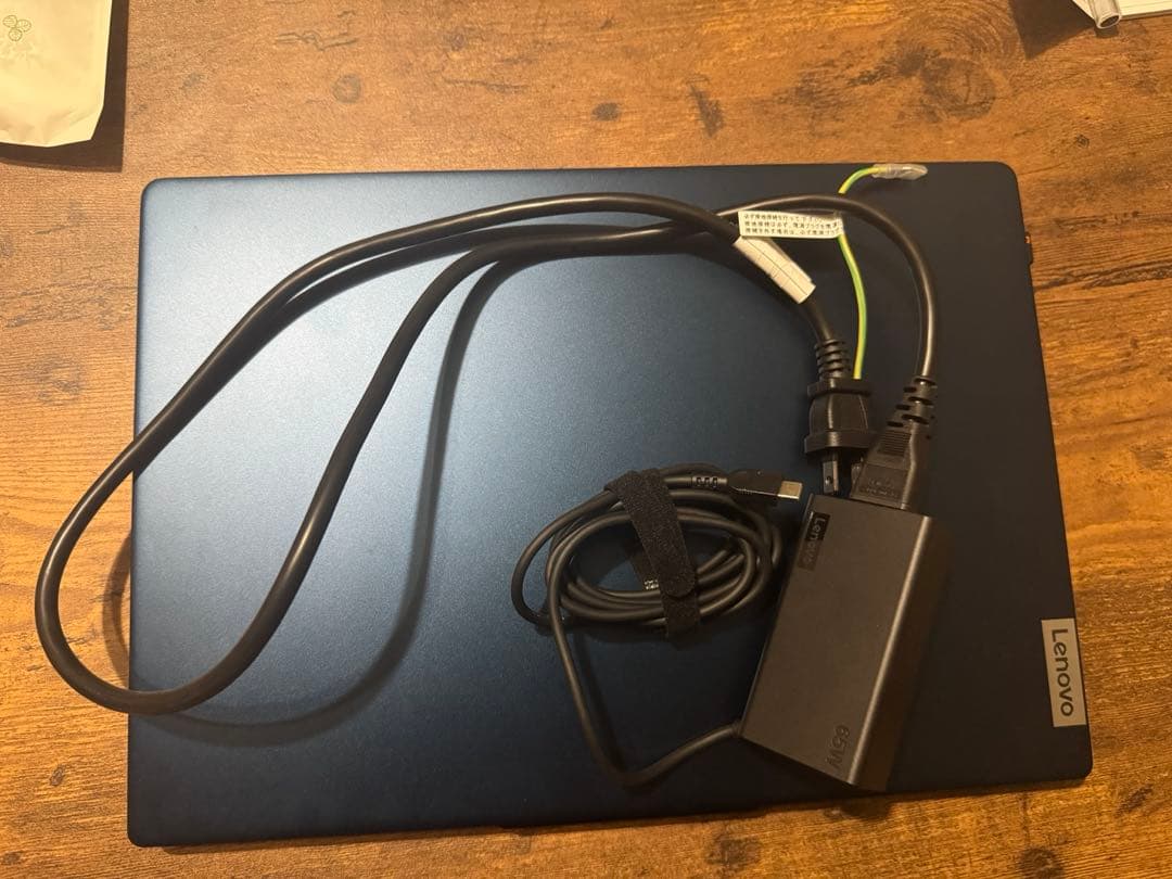 Lenovo IdeaPad Slim5i第8世代/Corei7 16inch