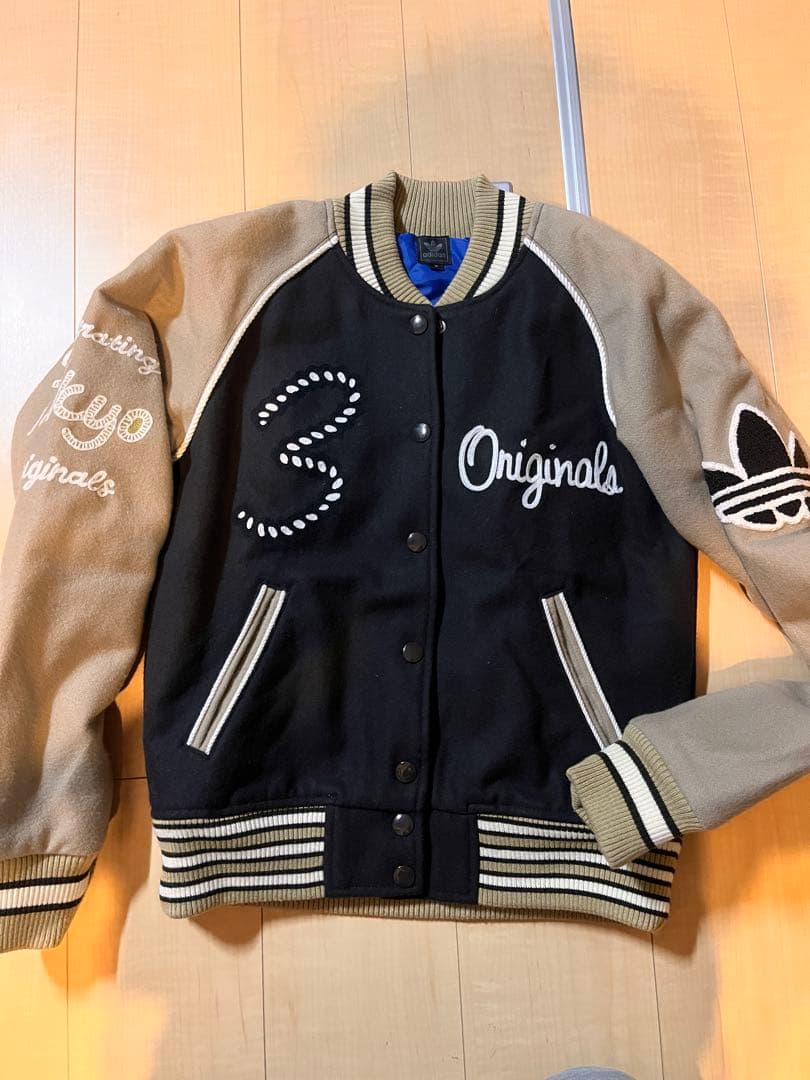 【美品】アディダス オリジナルス 原宿3周年記念 スタジアム ジャンパーMサイズ