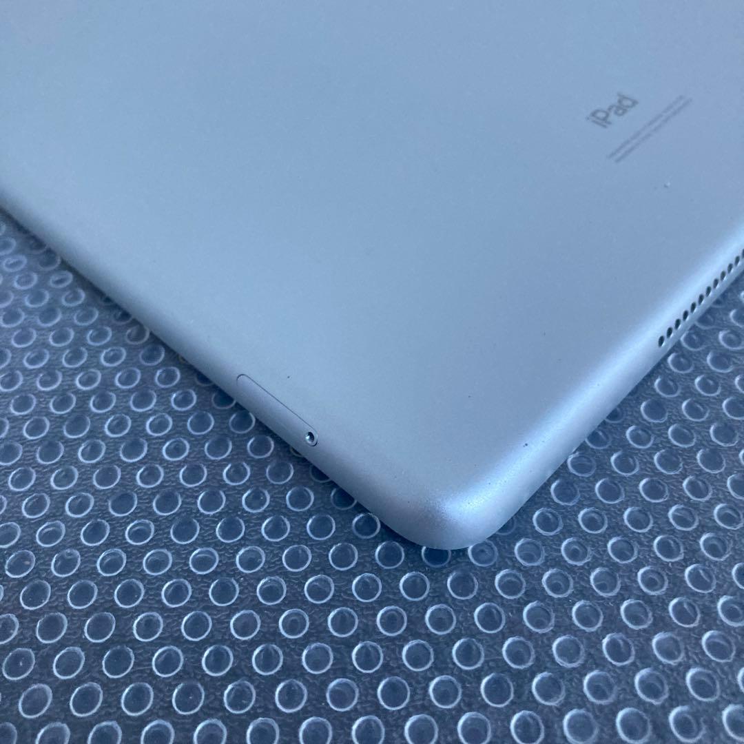 795【早い者勝ち】電池良好☆iPad7 第7世代 32GB SIMフリー☆