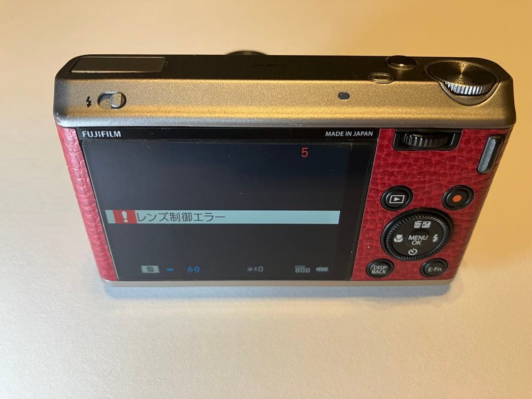 FUJIFILM XF1 ｜電源OK・表示不可｜レンズ制御エラー｜箱付 ジャンク