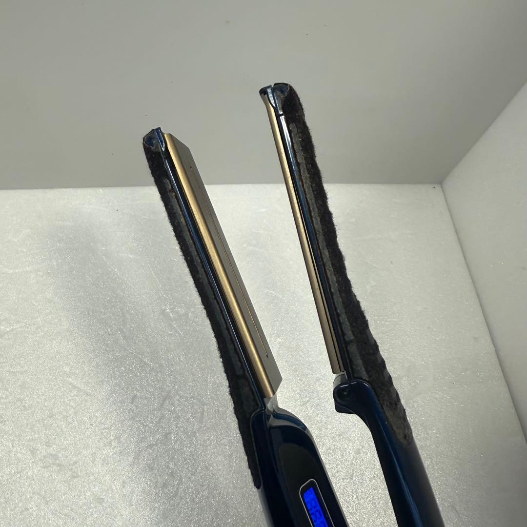 プラス93 ルベル　プライア　ストレートアイロン　LEBEL PLIA　美容室