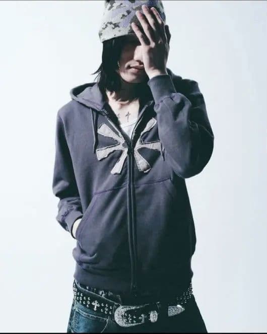 de-void*× future archive 放射ロゴ ジップパーカ フード